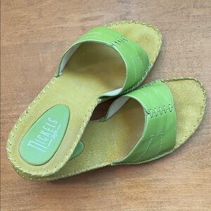 Nickels Light Green Leather Slide Sandals 8 Kitten Heel Vintage
